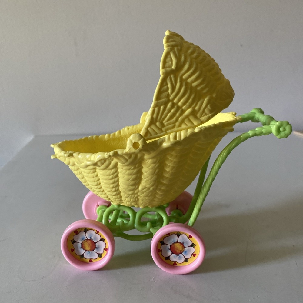 Strawberry Shortcake Doll Berry Baby Buggy Vintage 5 1/2" h x 6 1/2" l - Picture 5 of 10